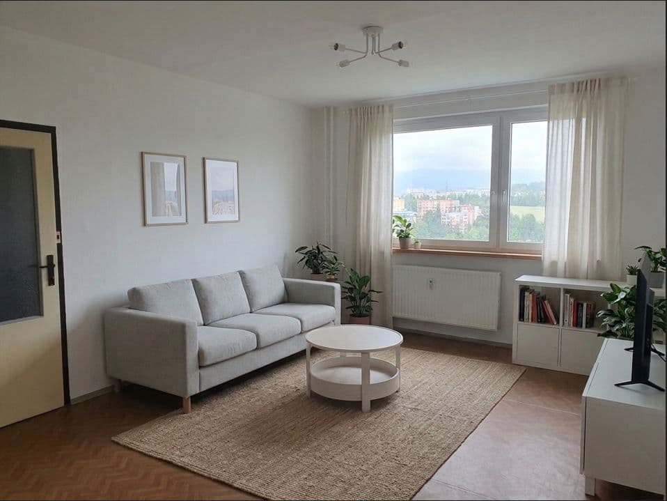 Prodej bytu 1+1 38 m², Dobiášova, Liberec, Liberecký kraj Prodej bytu 1+1 38 m², Dobiášova, Liberec, Liberecký kraj