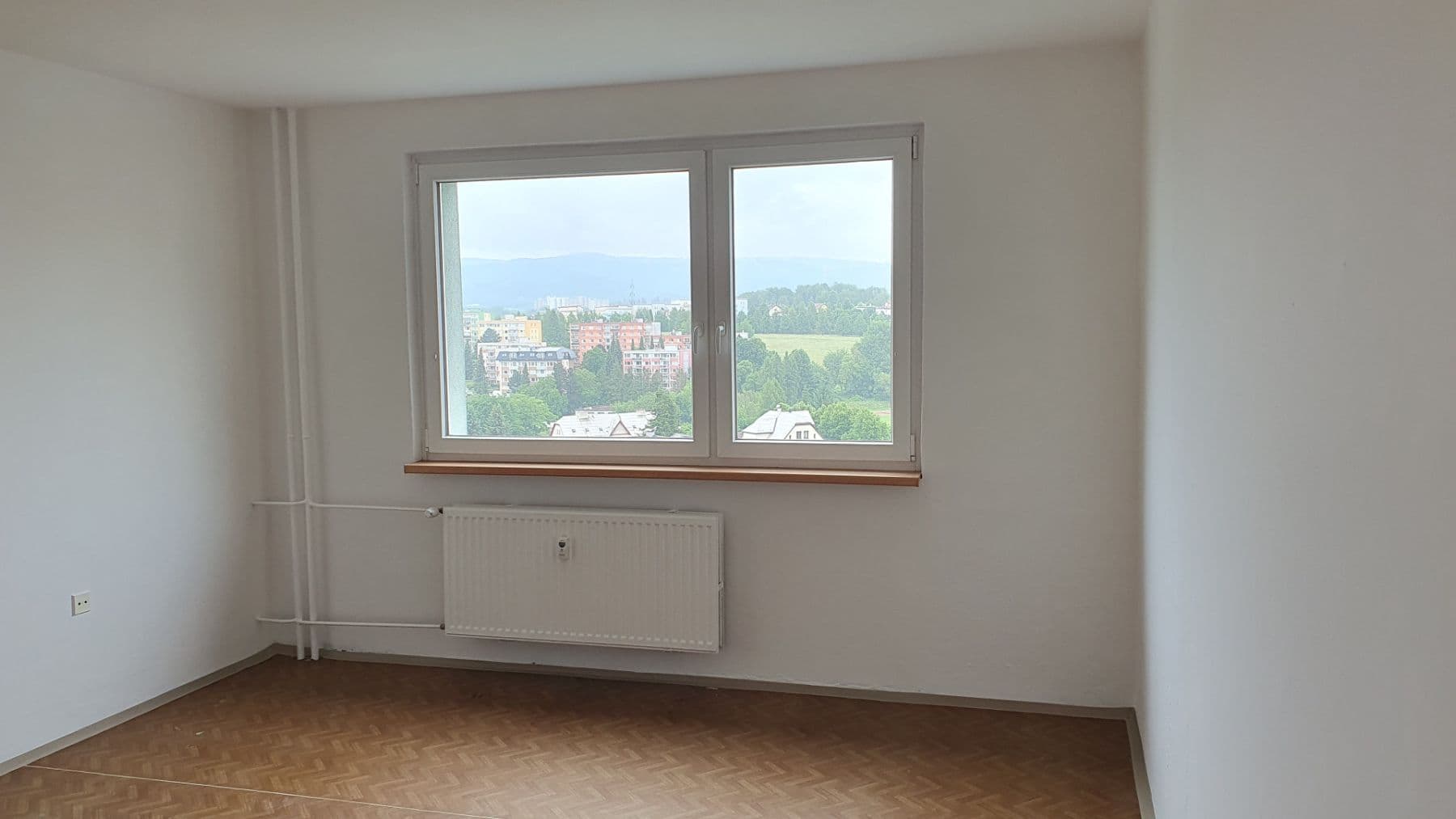 Prodej bytu 1+1 38 m², Dobiášova, Liberec, Liberecký kraj Prodej bytu 1+1 38 m², Dobiášova, Liberec, Liberecký kraj
