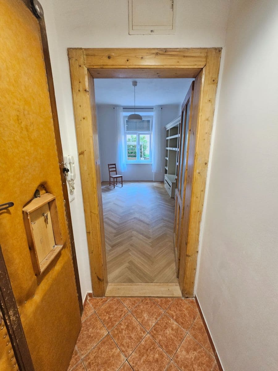 Pronájem bytu 2+kk 40 m², Přístavní, Praha, Praha Pronájem bytu 2+kk 40 m², Přístavní, Praha, Praha