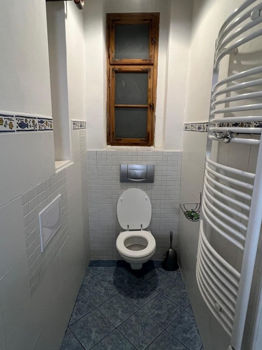 Pronájem bytu 2+kk 40 m², Přístavní, Praha, Praha Pronájem bytu 2+kk 40 m², Přístavní, Praha, Praha