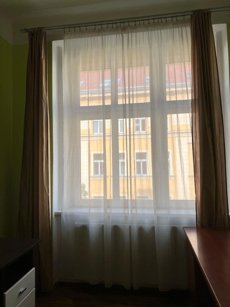 Pronájem bytu 3+1 96 m², Bořivojova, Praha, Praha Pronájem bytu 3+1 96 m², Bořivojova, Praha, Praha