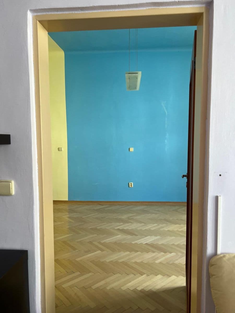 Pronájem bytu 3+1 96 m², Bořivojova, Praha, Praha Pronájem bytu 3+1 96 m², Bořivojova, Praha, Praha