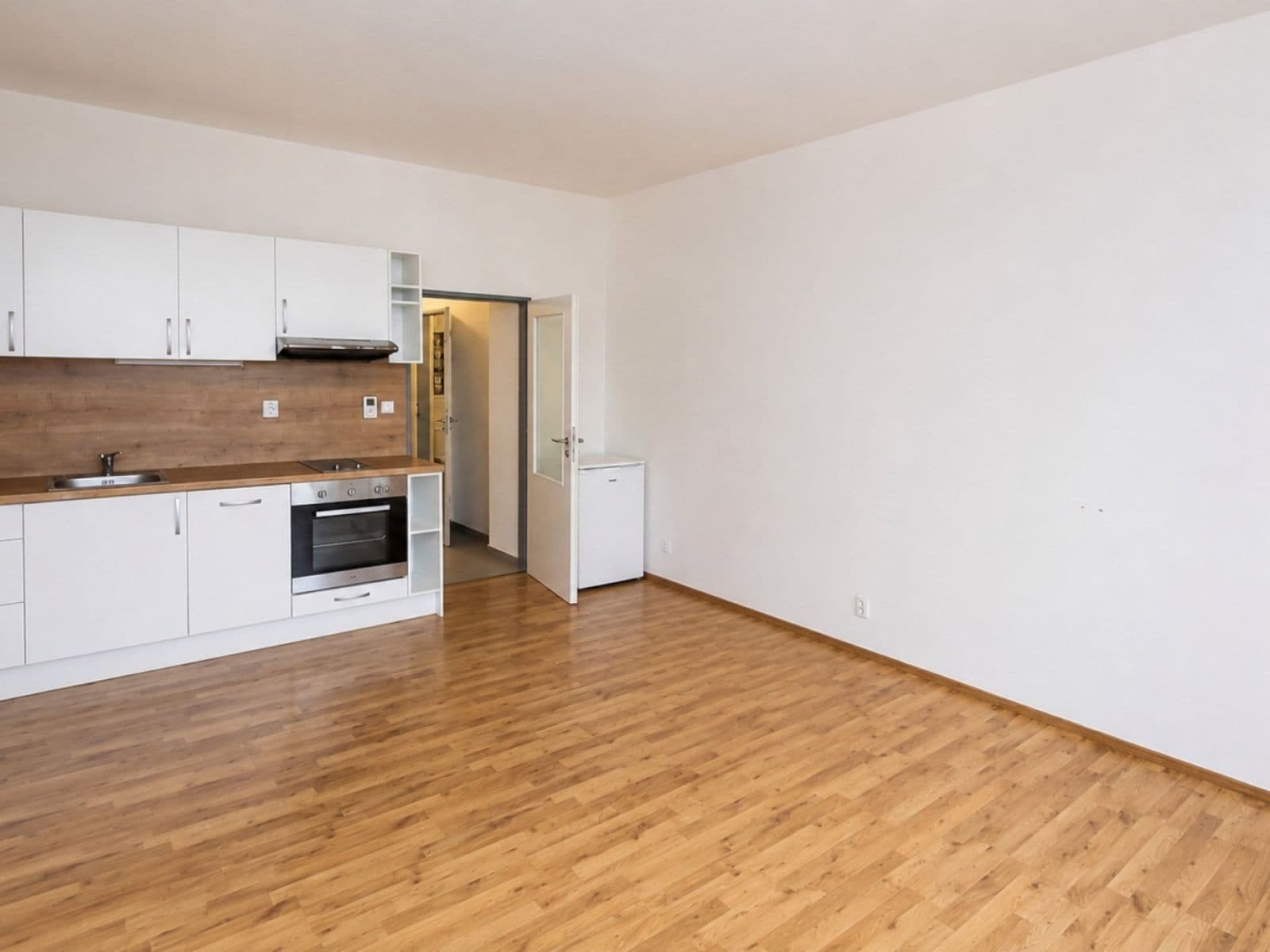 Pronájem bytu 1+kk 31 m², Vlhká, Brno, Jihomoravský kraj Pronájem bytu 1+kk 31 m², Vlhká, Brno, Jihomoravský kraj