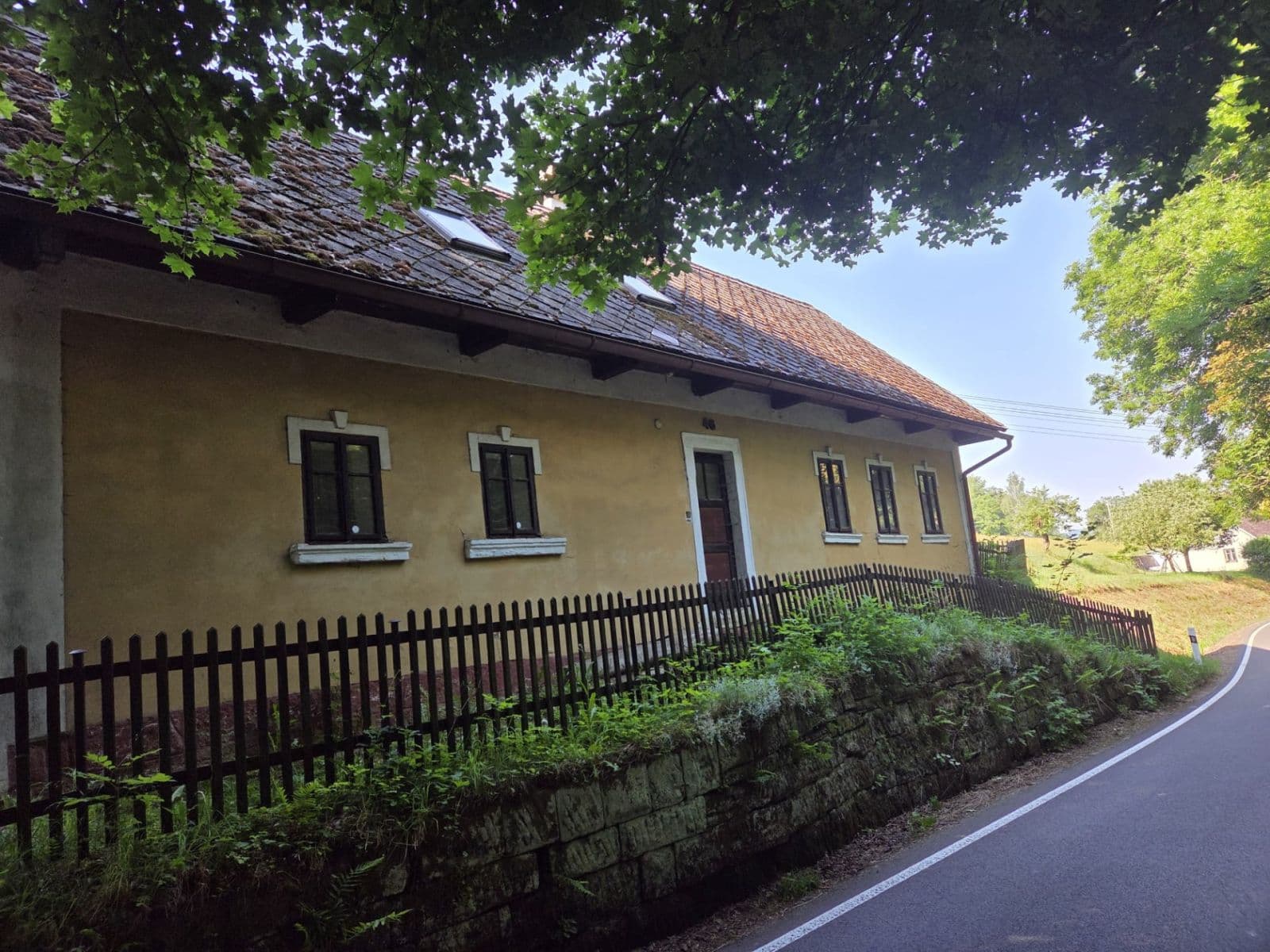 Prodej domu 165 m², pozemek 2.193 m², Svojek, Liberecký kraj Prodej domu 165 m², pozemek 2.193 m², Svojek, Liberecký kraj