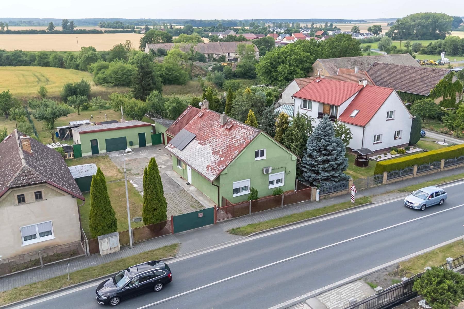 Prodej domu 175 m², pozemek 1.365 m², Smilovice, Středočeský kraj Prodej domu 175 m², pozemek 1.365 m², Smilovice, Středočeský kraj