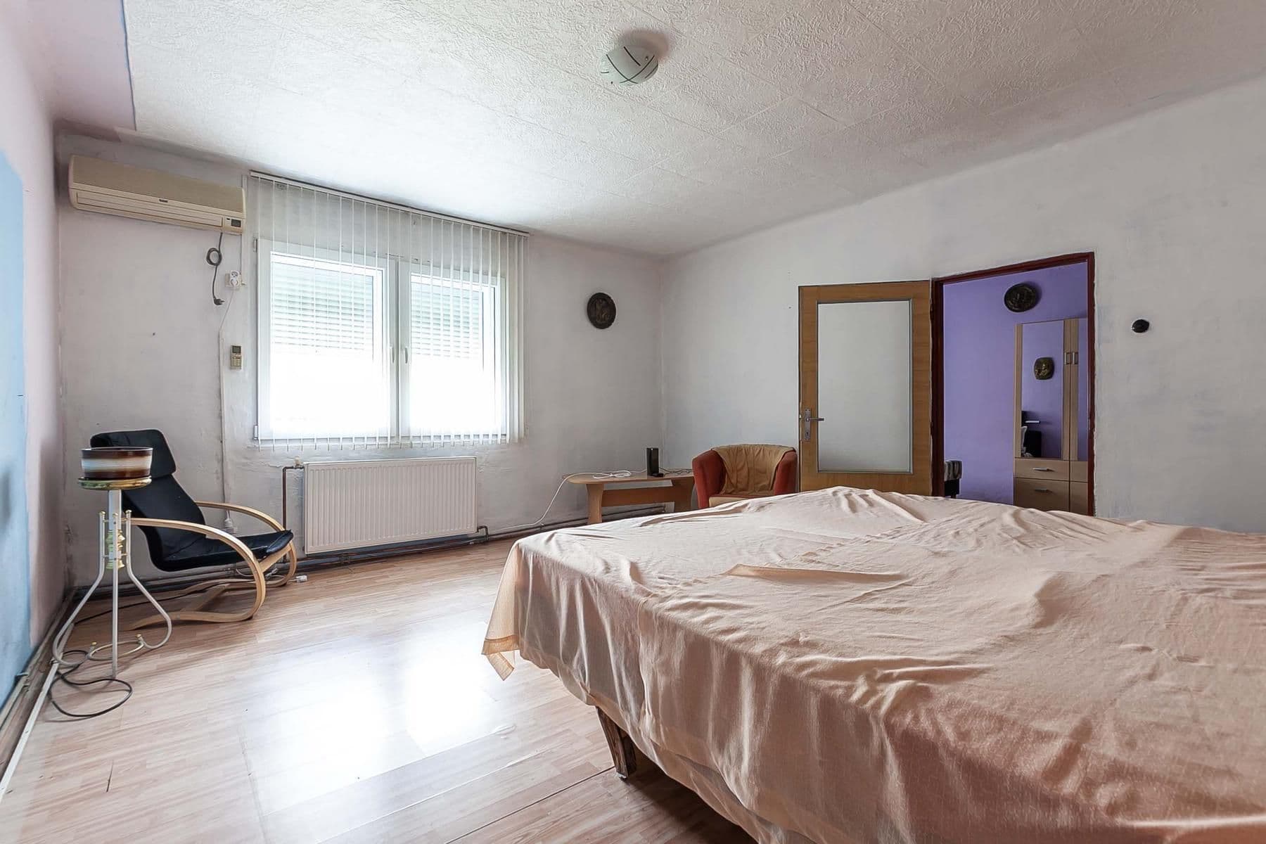 Prodej domu 175 m², pozemek 1.365 m², Smilovice, Středočeský kraj Prodej domu 175 m², pozemek 1.365 m², Smilovice, Středočeský kraj