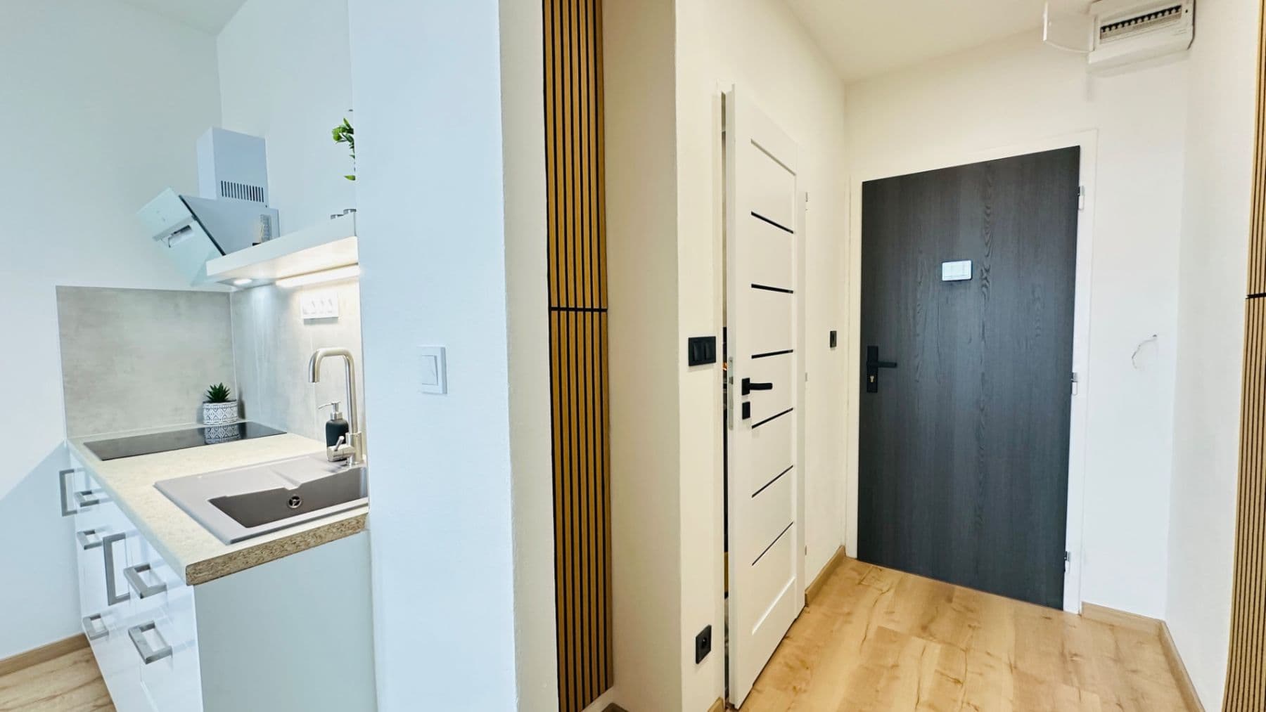 Prodej bytu 1+kk 24 m², Budovatelů, Přerov, Olomoucký kraj Prodej bytu 1+kk 24 m², Budovatelů, Přerov, Olomoucký kraj