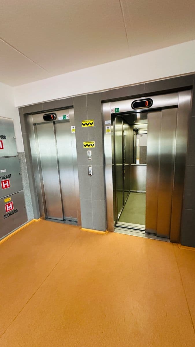 Prodej bytu 1+kk 24 m², Budovatelů, Přerov, Olomoucký kraj Prodej bytu 1+kk 24 m², Budovatelů, Přerov, Olomoucký kraj