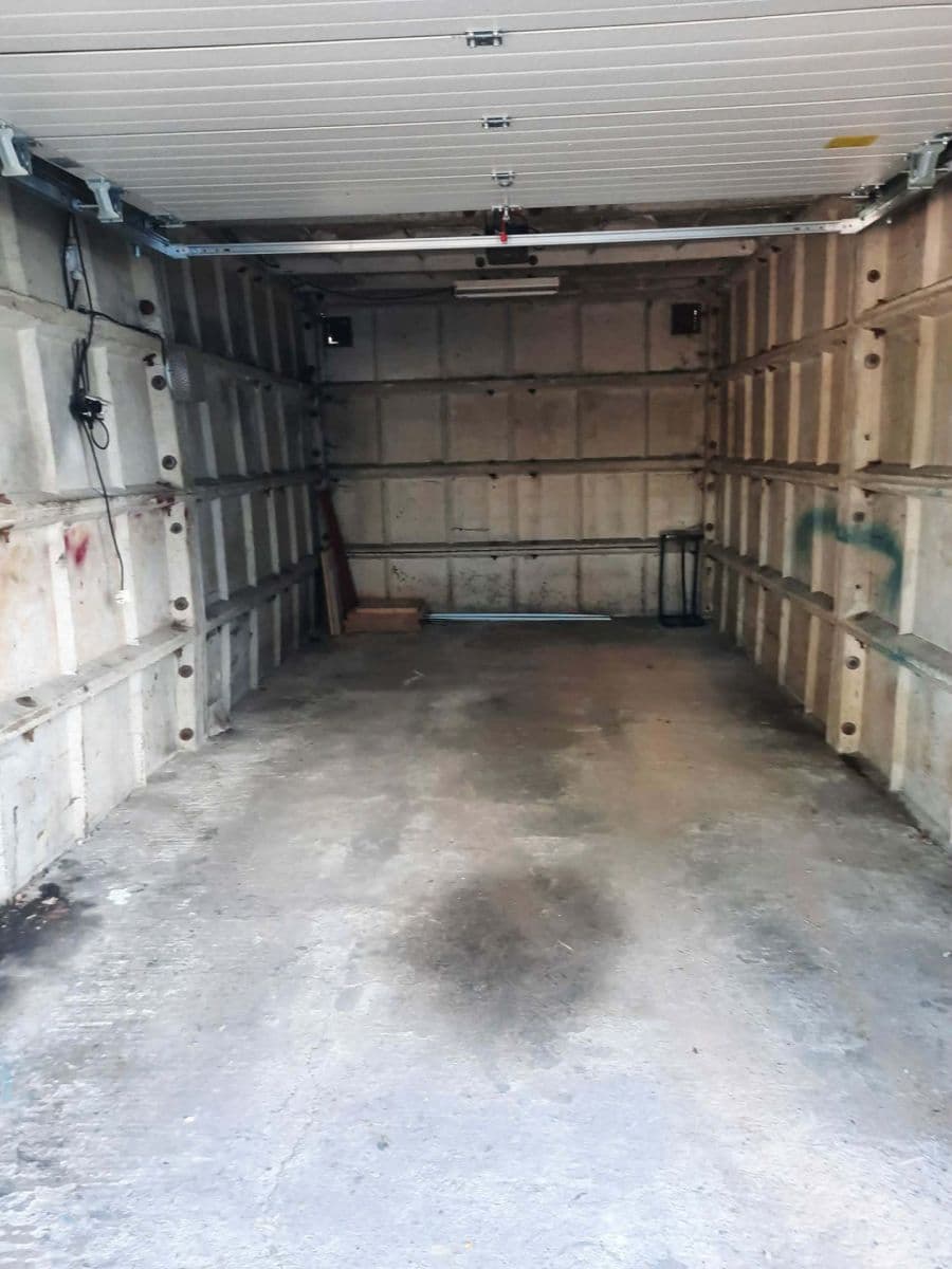 Pronájem garáže 18 m², Albánská, Praha, Praha Pronájem garáže 18 m², Albánská, Praha, Praha