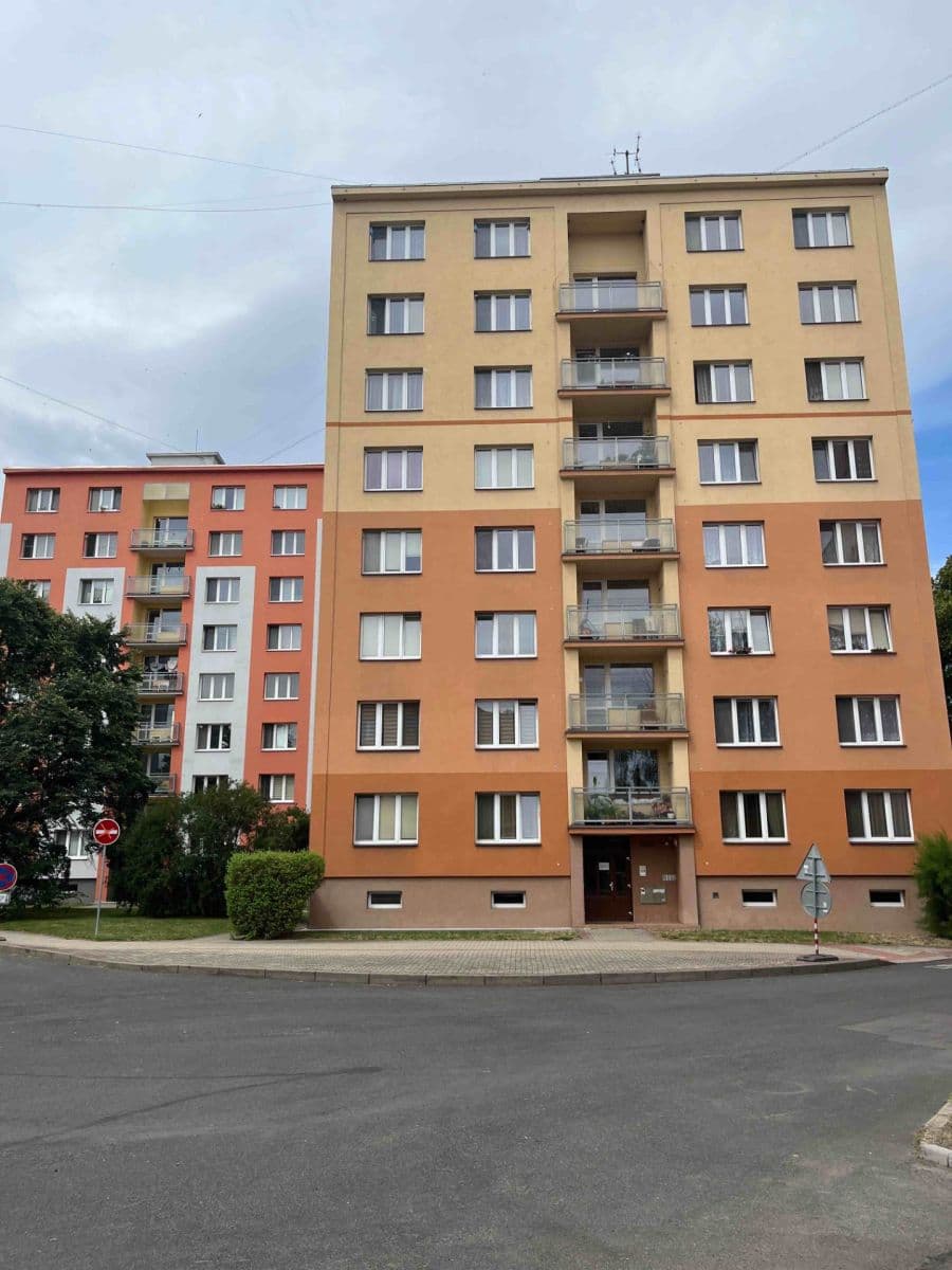 Prodej bytu 3+1 65 m², Kpt. Nálepky, Louny, Ústecký kraj Prodej bytu 3+1 65 m², Kpt. Nálepky, Louny, Ústecký kraj