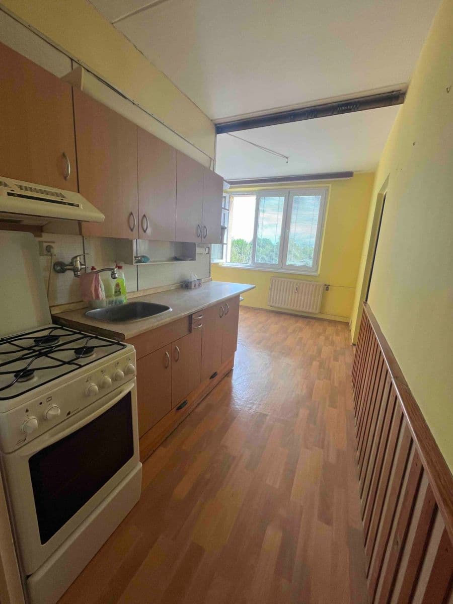 Prodej bytu 3+1 65 m², Kpt. Nálepky, Louny, Ústecký kraj Prodej bytu 3+1 65 m², Kpt. Nálepky, Louny, Ústecký kraj
