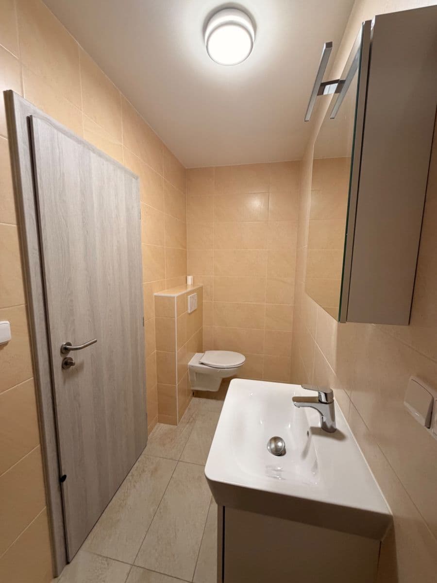 Pronájem bytu 2+kk 48 m², Hradišťská, Uherský Ostroh, Zlínský kraj Pronájem bytu 2+kk 48 m², Hradišťská, Uherský Ostroh, Zlínský kraj