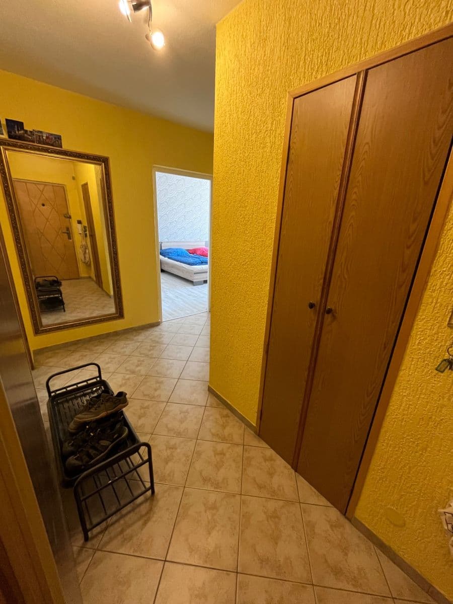 Pronájem bytu 2+1 65 m², Ořechová, Ústí nad Labem, Ústecký kraj Pronájem bytu 2+1 65 m², Ořechová, Ústí nad Labem, Ústecký kraj