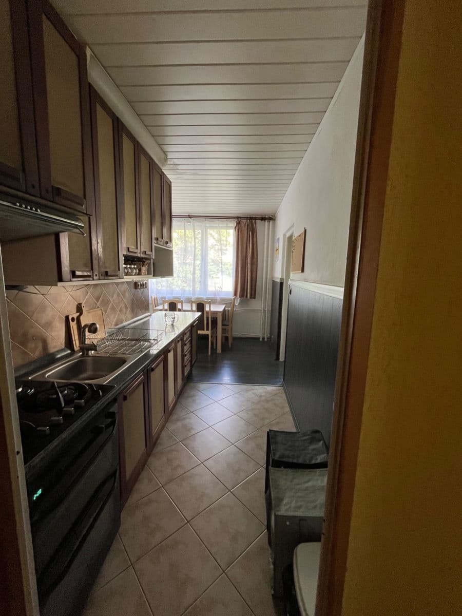 Pronájem bytu 2+1 65 m², Ořechová, Ústí nad Labem, Ústecký kraj Pronájem bytu 2+1 65 m², Ořechová, Ústí nad Labem, Ústecký kraj