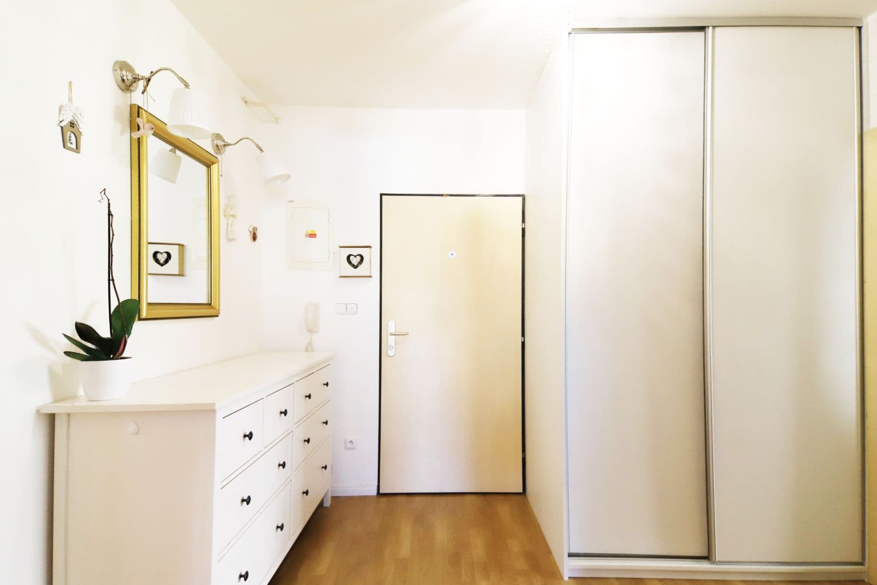 Prodej bytu 3+1 92 m², Heřmánková, Ostrava, Moravskoslezský kraj Prodej bytu 3+1 92 m², Heřmánková, Ostrava, Moravskoslezský kraj