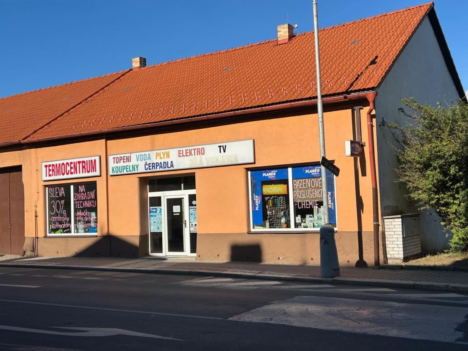 Pronájem nebytového prostoru 1.537 m², Masarykova, Čáslav, Středočeský kraj Pronájem nebytového prostoru 1.537 m², Masarykova, Čáslav, Středočeský kraj