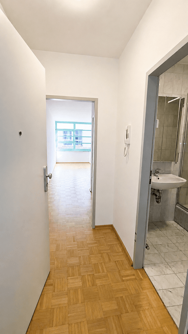 Pronájem bytu 1+1 32 m², Franz-von-Taxis-Ring-55, Regensburg, Bavorsko Pronájem bytu 1+1 32 m², Franz-von-Taxis-Ring-55, Regensburg, Bavorsko