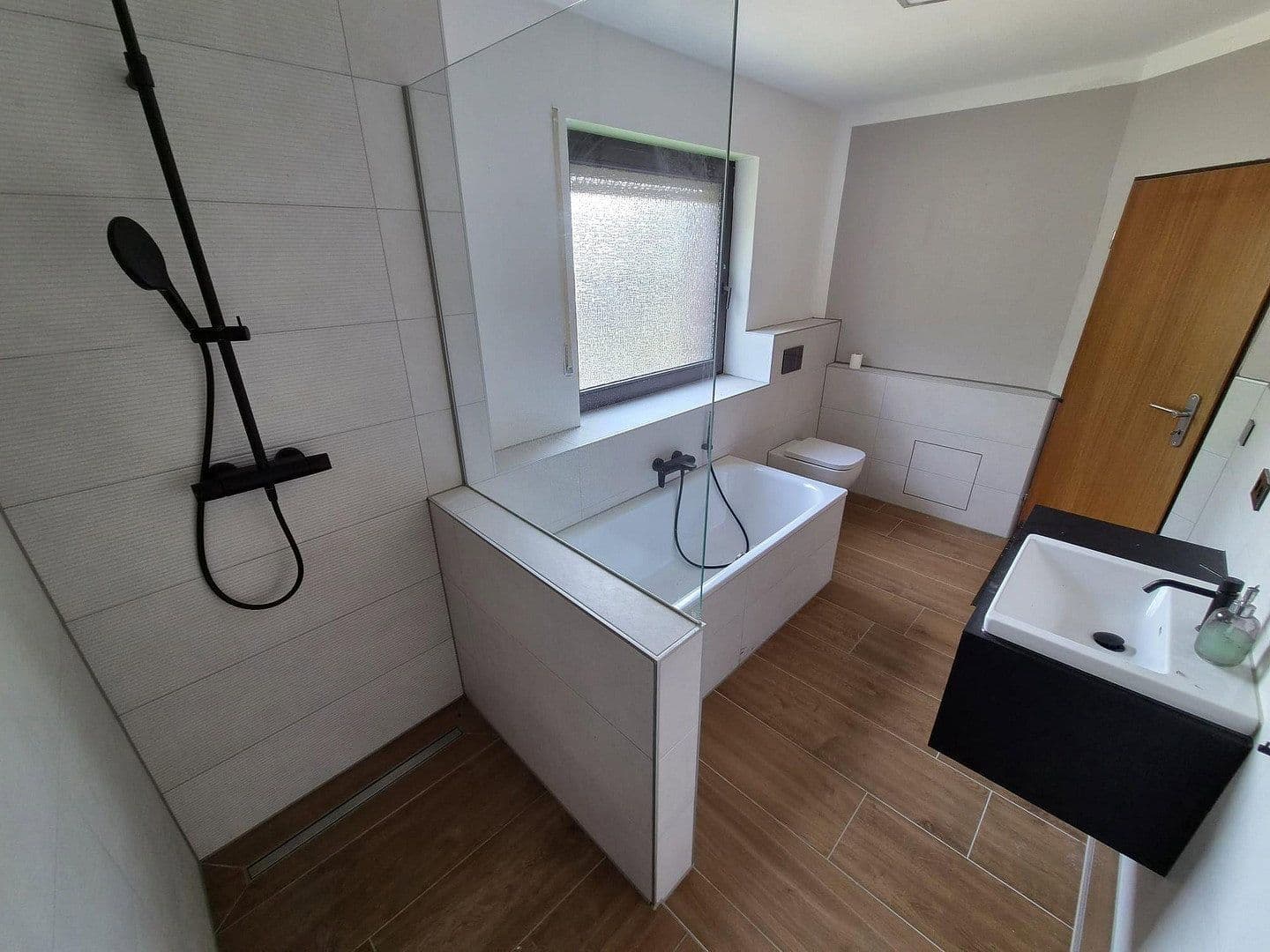 Prodej domu 130 m², pozemek 449 m², Welfenstraße 8a, Mönchengladbach, Severní Porýní-Vestfálsko Prodej domu 130 m², pozemek 449 m², Welfenstraße 8a, Mönchengladbach, Severní Porýní-Vestfálsko