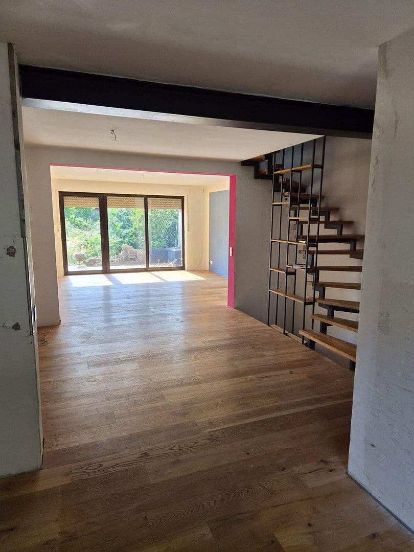 Prodej domu 130 m², pozemek 449 m², Welfenstraße 8a, Mönchengladbach, Severní Porýní-Vestfálsko Prodej domu 130 m², pozemek 449 m², Welfenstraße 8a, Mönchengladbach, Severní Porýní-Vestfálsko