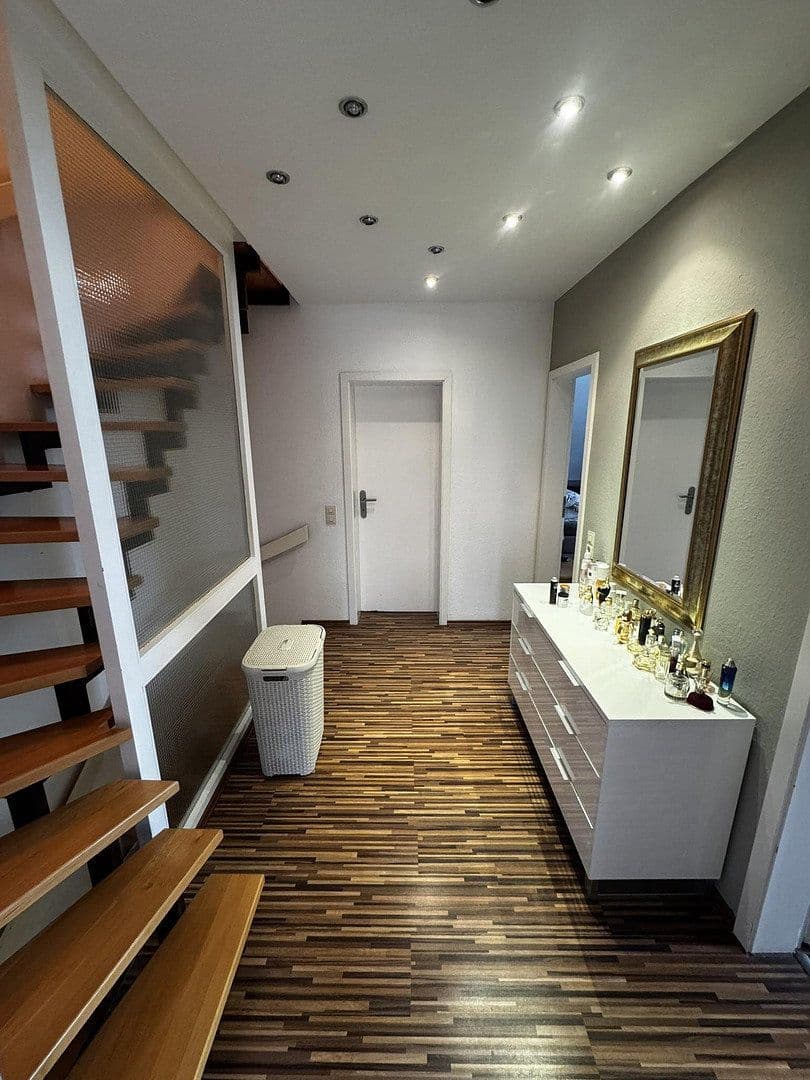 Pronájem domu 135 m², pozemek 298 m², Obere Strasse 17b, Detmold, Severní Porýní-Vestfálsko Pronájem domu 135 m², pozemek 298 m², Obere Strasse 17b, Detmold, Severní Porýní-Vestfálsko