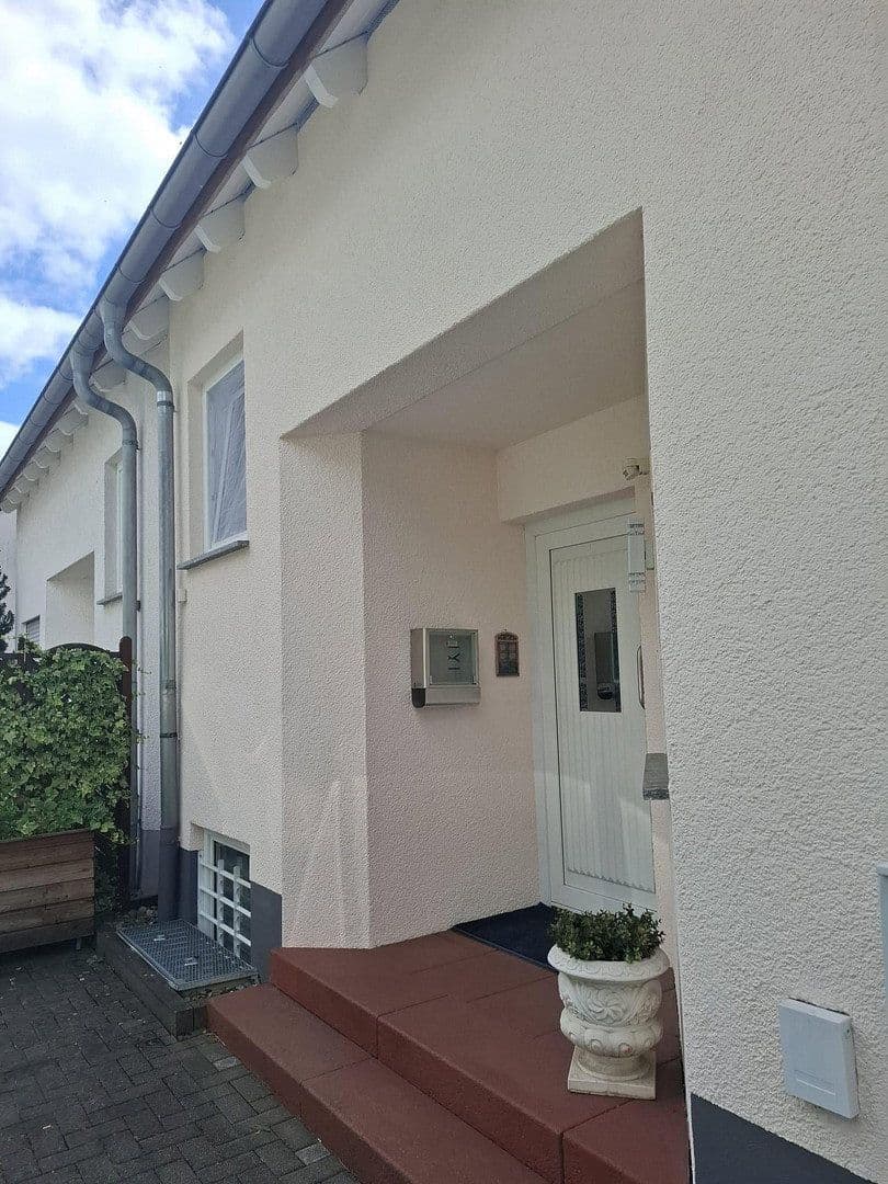 Prodej domu 123 m², pozemek 330 m², Wetzlar, Hessen Prodej domu 123 m², pozemek 330 m², Wetzlar, Hessen