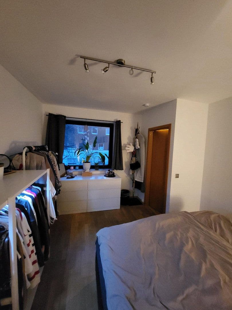 Prodej bytu 3+1 83 m², Luisenstr.7, Paderborn, Severní Porýní-Vestfálsko Prodej bytu 3+1 83 m², Luisenstr.7, Paderborn, Severní Porýní-Vestfálsko