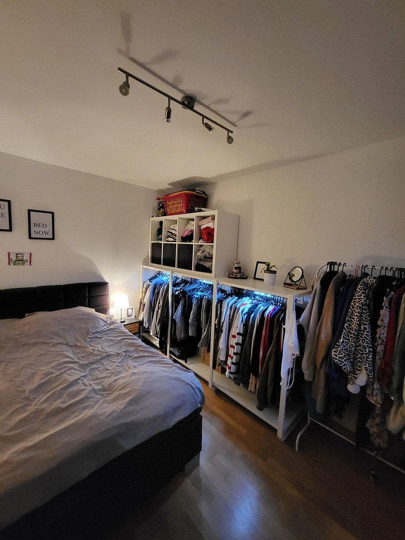 Prodej bytu 3+1 83 m², Luisenstr.7, Paderborn, Severní Porýní-Vestfálsko Prodej bytu 3+1 83 m², Luisenstr.7, Paderborn, Severní Porýní-Vestfálsko