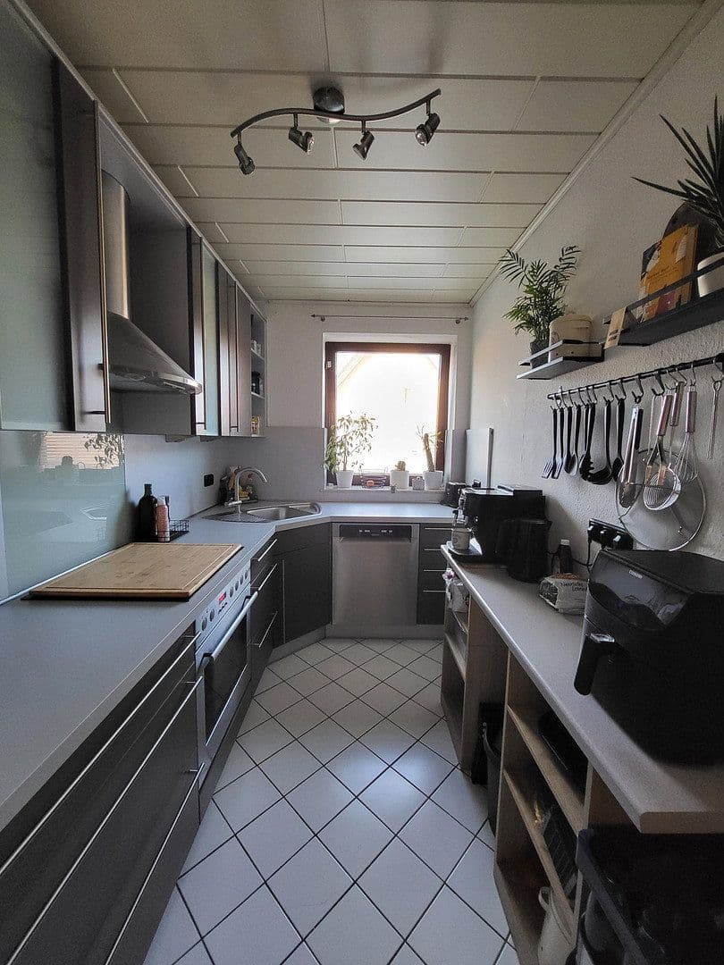 Prodej bytu 3+1 83 m², Luisenstr.7, Paderborn, Severní Porýní-Vestfálsko Prodej bytu 3+1 83 m², Luisenstr.7, Paderborn, Severní Porýní-Vestfálsko