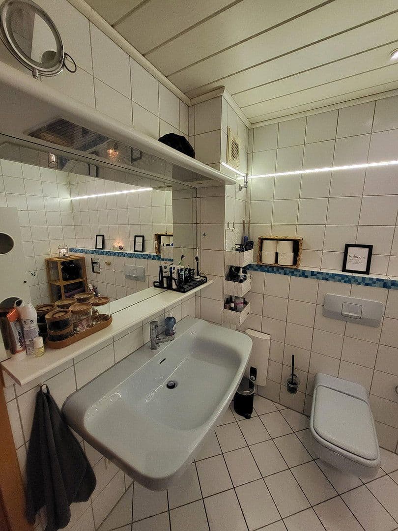 Prodej bytu 3+1 83 m², Luisenstr.7, Paderborn, Severní Porýní-Vestfálsko Prodej bytu 3+1 83 m², Luisenstr.7, Paderborn, Severní Porýní-Vestfálsko