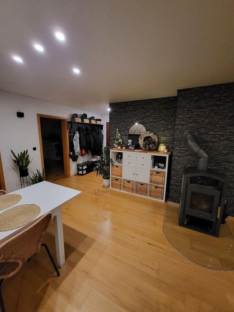 Prodej bytu 3+1 83 m², Luisenstr.7, Paderborn, Severní Porýní-Vestfálsko Prodej bytu 3+1 83 m², Luisenstr.7, Paderborn, Severní Porýní-Vestfálsko