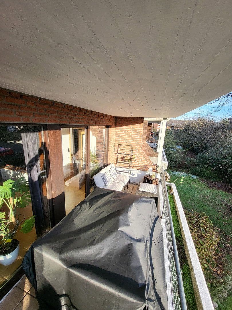 Prodej bytu 3+1 83 m², Luisenstr.7, Paderborn, Severní Porýní-Vestfálsko Prodej bytu 3+1 83 m², Luisenstr.7, Paderborn, Severní Porýní-Vestfálsko