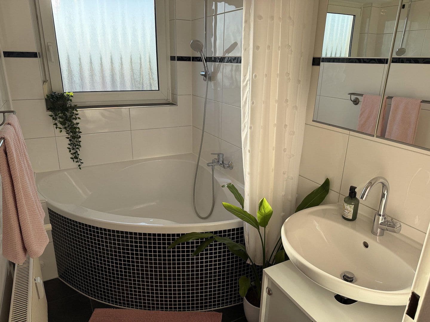 Prodej bytu 3+1 76 m², Gärtringen, Bádensko-Württembersko Prodej bytu 3+1 76 m², Gärtringen, Bádensko-Württembersko