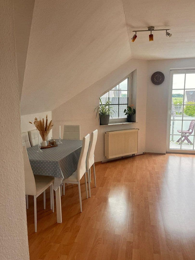 Pronájem bytu 3+1 67 m², An der Kirche 11, Espenau, Hessen Pronájem bytu 3+1 67 m², An der Kirche 11, Espenau, Hessen