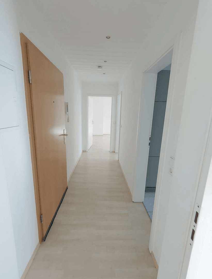 Pronájem bytu 2+1 50 m², Straße des Aufbaus 4, Borna, Sasko Pronájem bytu 2+1 50 m², Straße des Aufbaus 4, Borna, Sasko