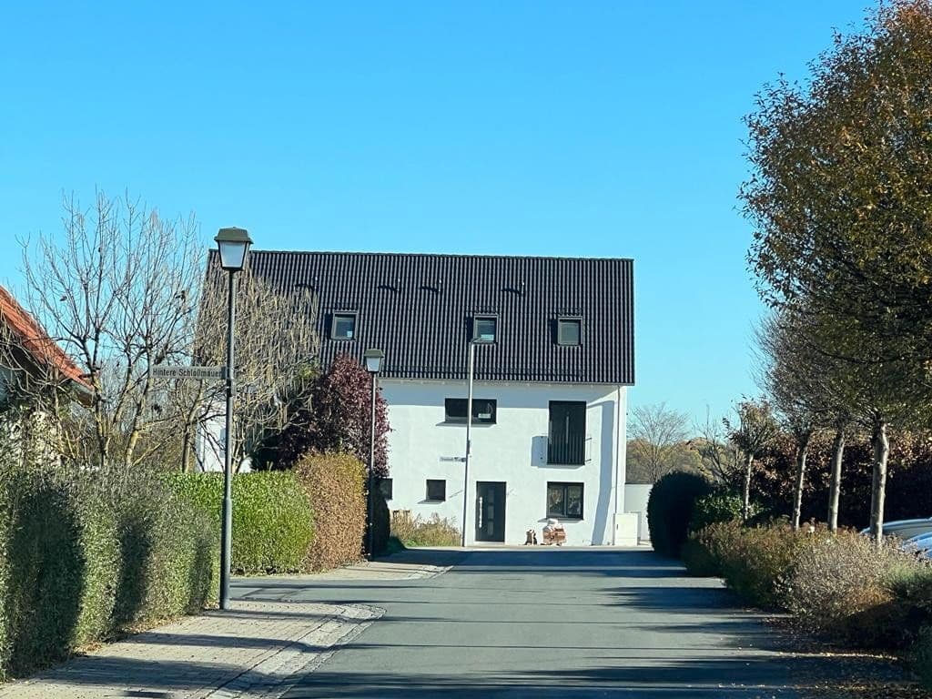 Pronájem domu 180 m², pozemek 315 m², Pommersfelden, Bavorsko Pronájem domu 180 m², pozemek 315 m², Pommersfelden, Bavorsko