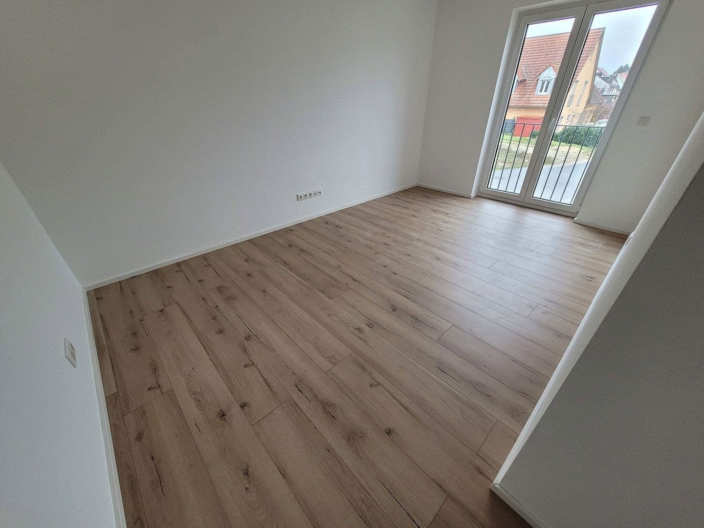 Pronájem domu 180 m², pozemek 315 m², Pommersfelden, Bavorsko Pronájem domu 180 m², pozemek 315 m², Pommersfelden, Bavorsko