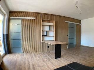 Prodej bytu 1+1 36 m², Gymnasiumstr. 119, Pforzheim, Bádensko-Württembersko Prodej bytu 1+1 36 m², Gymnasiumstr. 119, Pforzheim, Bádensko-Württembersko
