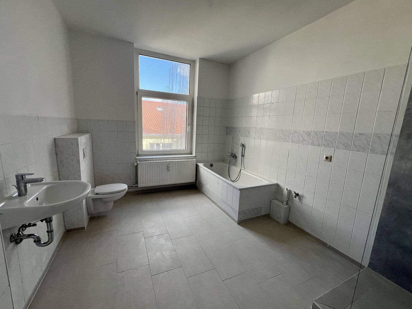 Pronájem bytu 3+1 92 m², Magdeburg, Sasko-Anhaltsko Pronájem bytu 3+1 92 m², Magdeburg, Sasko-Anhaltsko