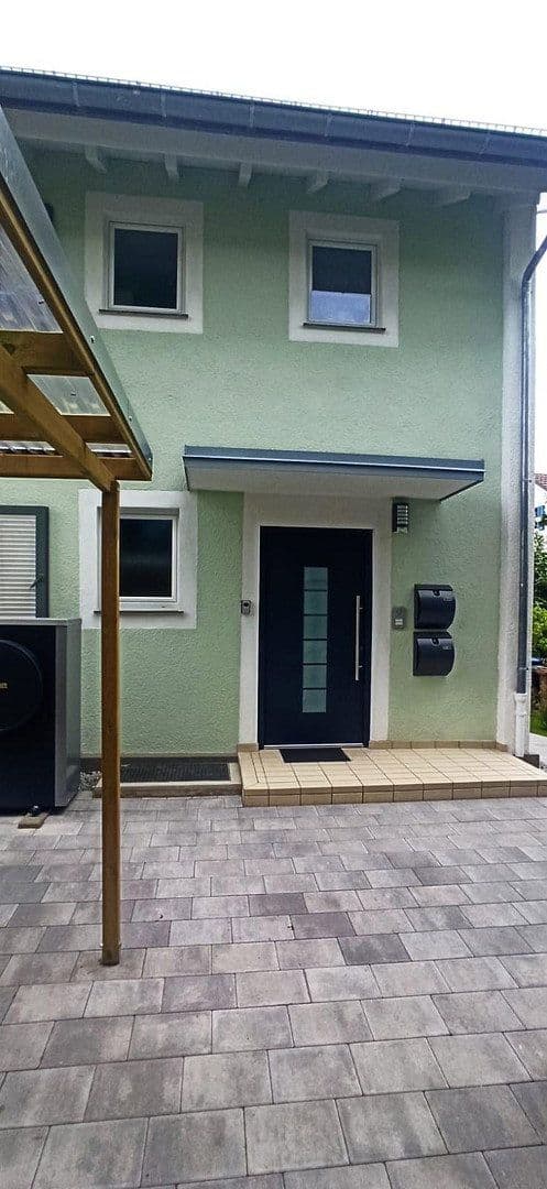 Pronájem domu 130 m², pozemek 327 m², Meersburg, Bádensko-Württembersko Pronájem domu 130 m², pozemek 327 m², Meersburg, Bádensko-Württembersko