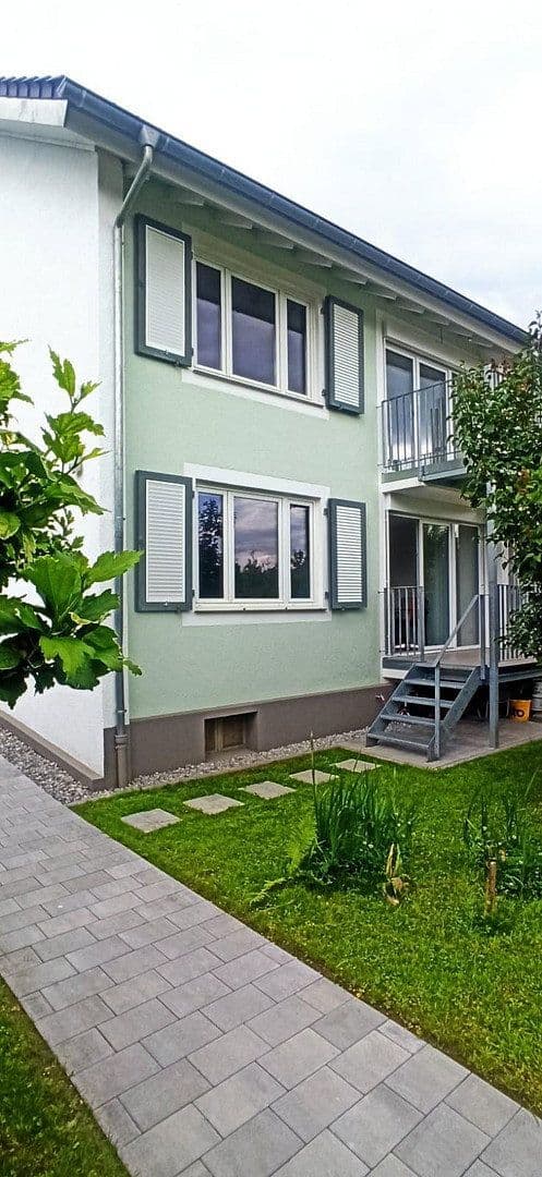 Pronájem domu 130 m², pozemek 327 m², Meersburg, Bádensko-Württembersko Pronájem domu 130 m², pozemek 327 m², Meersburg, Bádensko-Württembersko