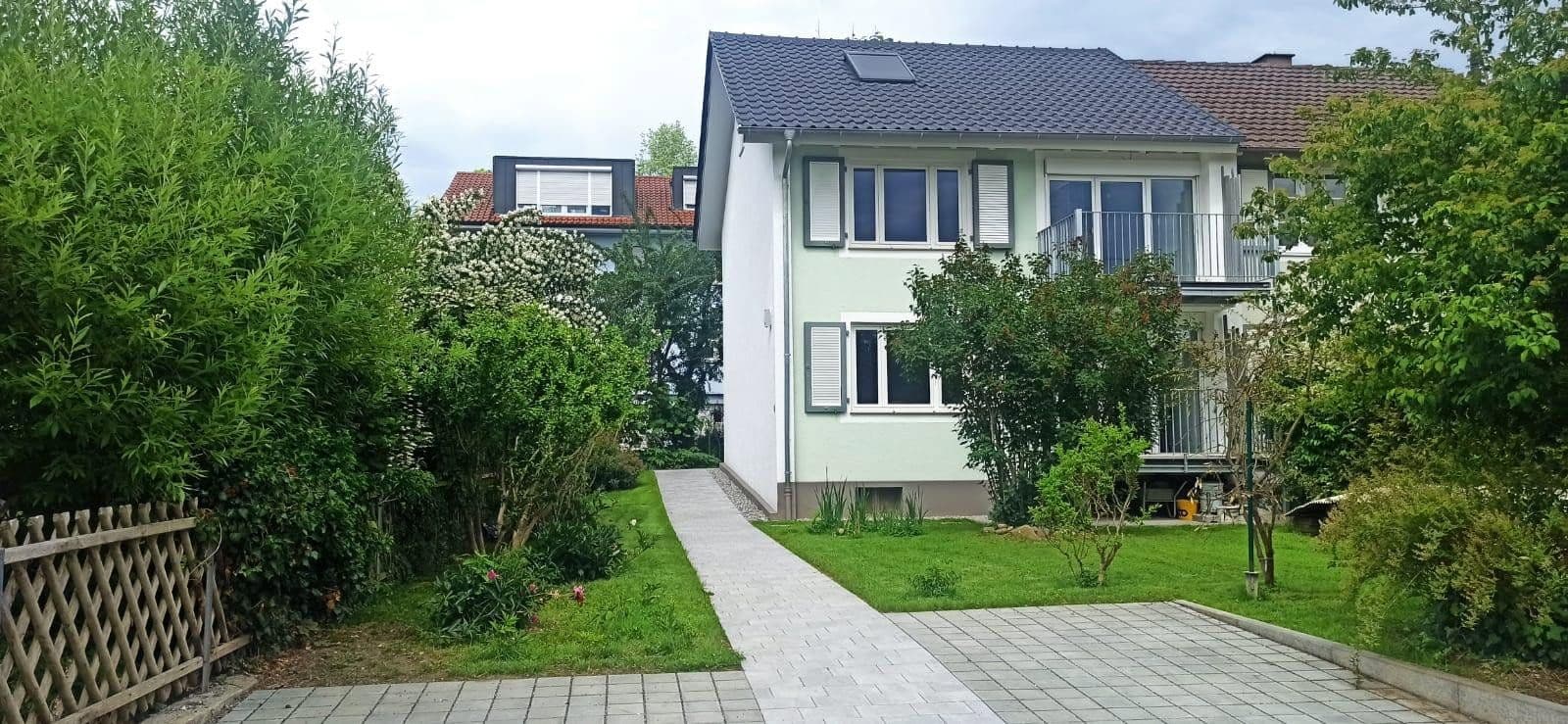 Pronájem domu 130 m², pozemek 327 m², Meersburg, Bádensko-Württembersko Pronájem domu 130 m², pozemek 327 m², Meersburg, Bádensko-Württembersko