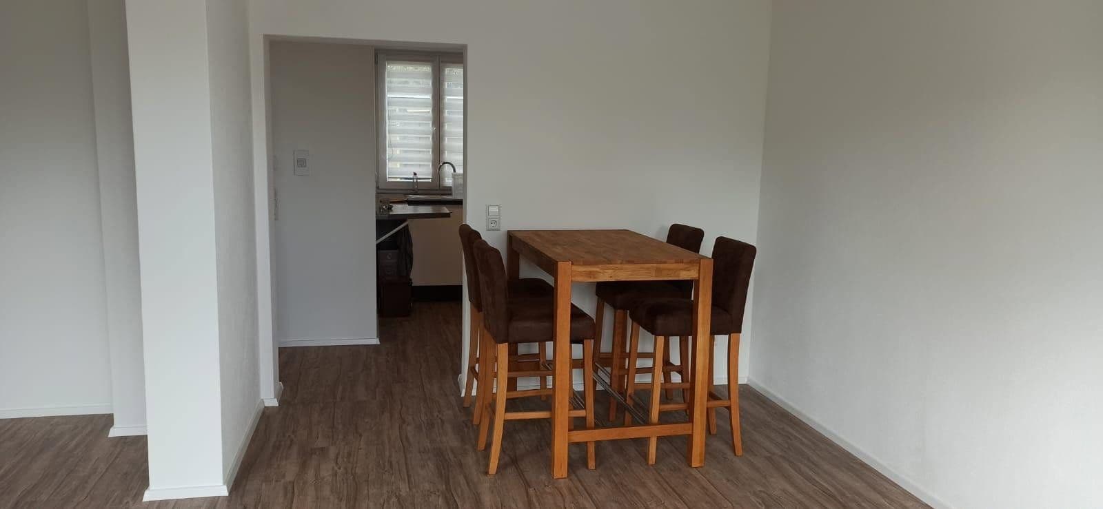 Pronájem domu 130 m², pozemek 327 m², Meersburg, Bádensko-Württembersko Pronájem domu 130 m², pozemek 327 m², Meersburg, Bádensko-Württembersko