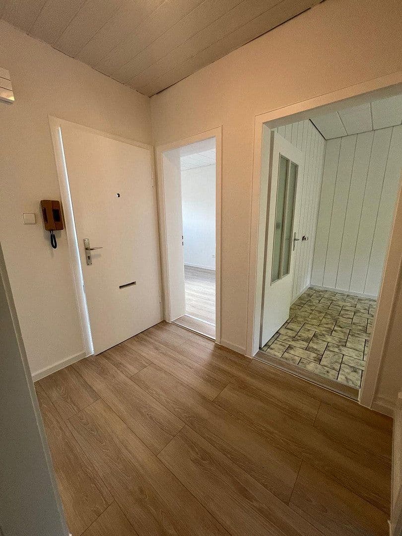 Prodej domu 180 m², pozemek 592 m², Hirschberger Str. 6, Wolfsburg, Dolní Sasko Prodej domu 180 m², pozemek 592 m², Hirschberger Str. 6, Wolfsburg, Dolní Sasko
