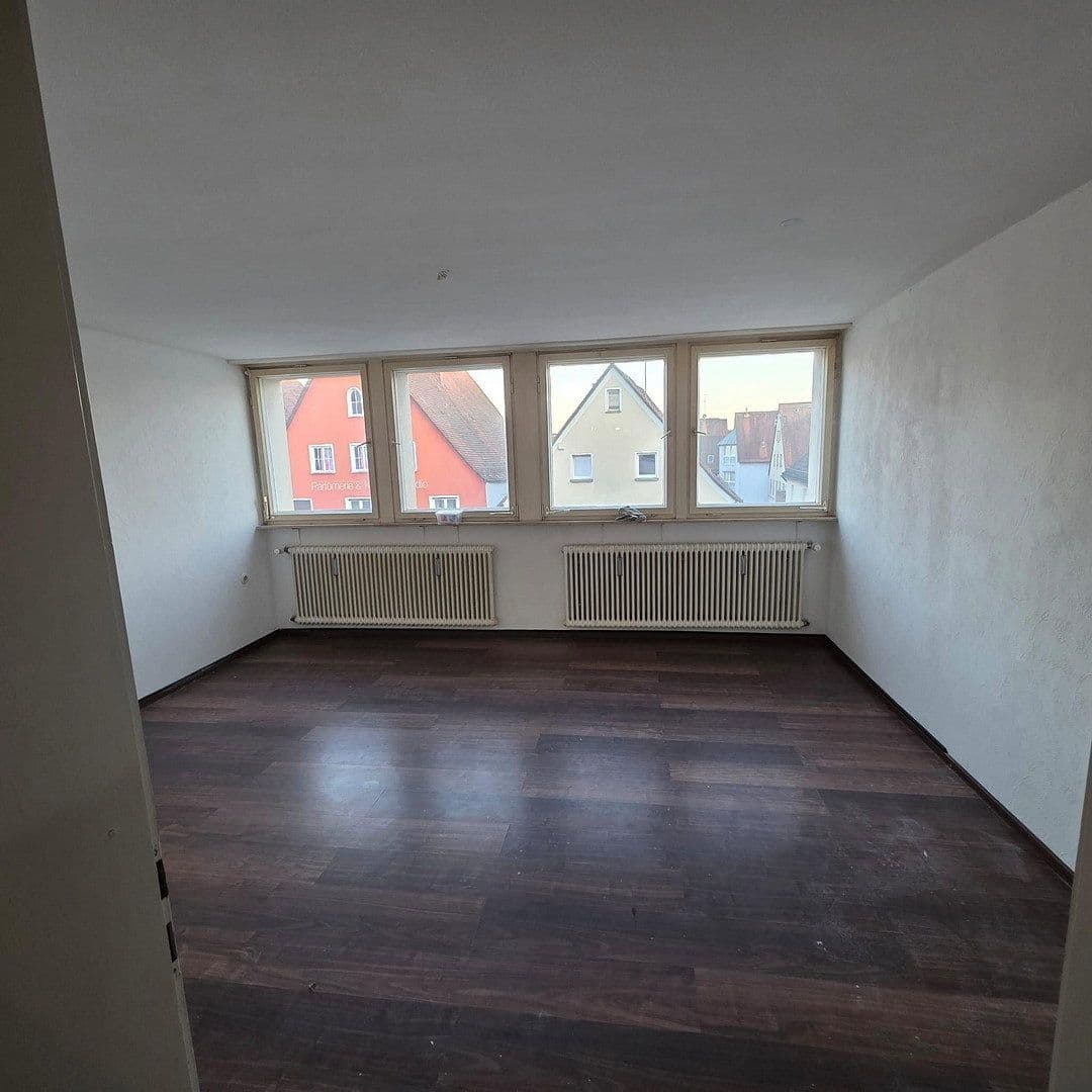 Pronájem bytu 3+1 68 m², Marktplatz 11, Schnaittach, Bavorsko Pronájem bytu 3+1 68 m², Marktplatz 11, Schnaittach, Bavorsko
