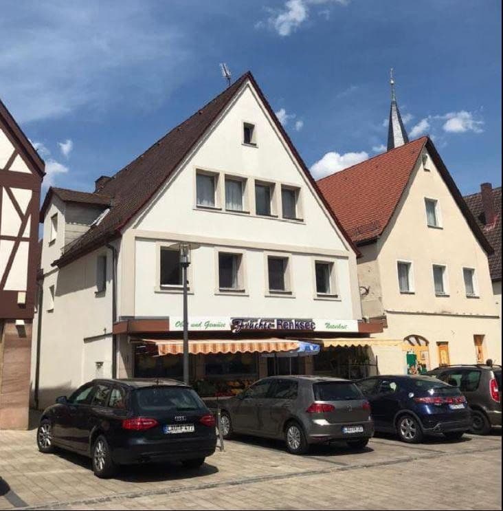 Pronájem bytu 3+1 68 m², Marktplatz 11, Schnaittach, Bavorsko Pronájem bytu 3+1 68 m², Marktplatz 11, Schnaittach, Bavorsko