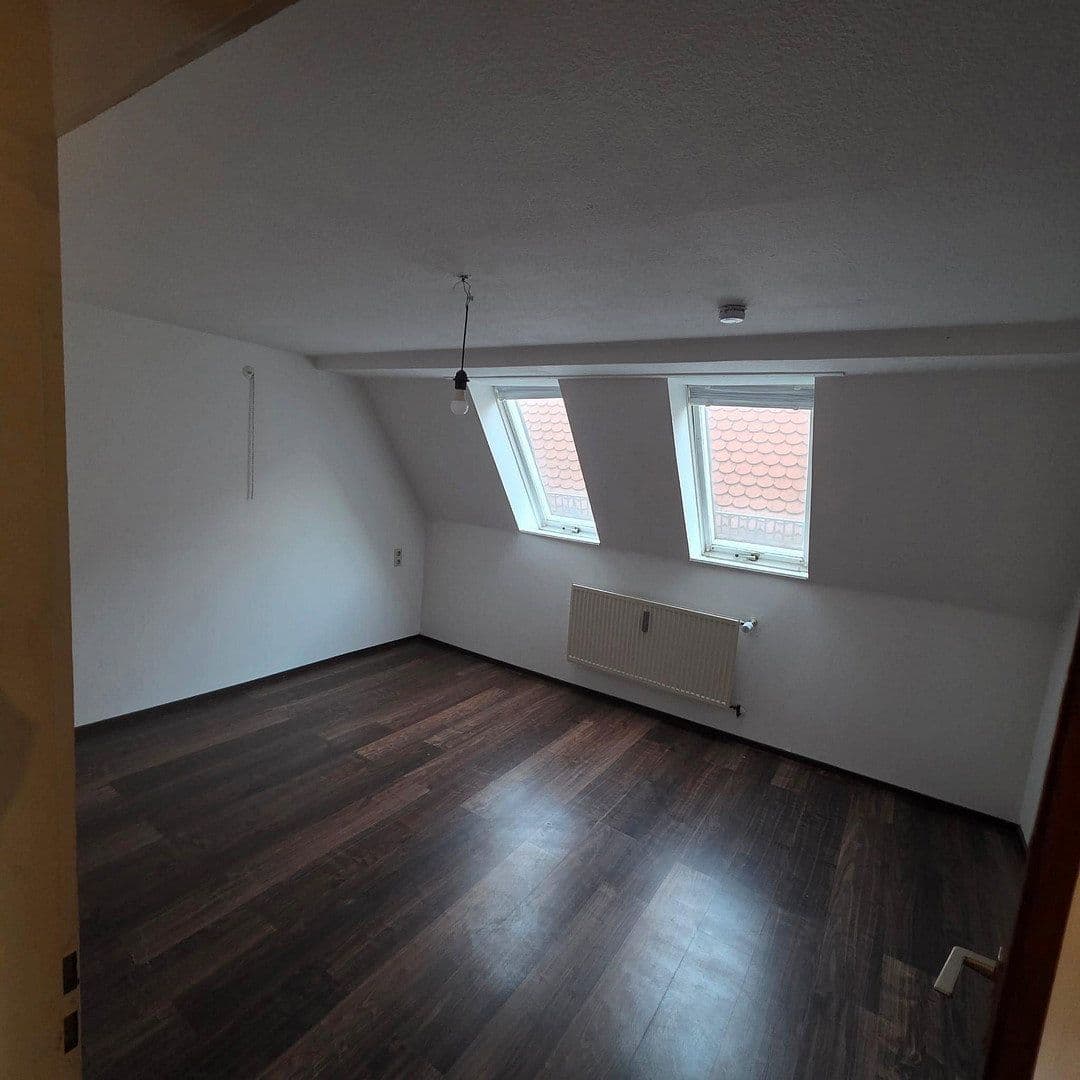 Pronájem bytu 3+1 68 m², Marktplatz 11, Schnaittach, Bavorsko Pronájem bytu 3+1 68 m², Marktplatz 11, Schnaittach, Bavorsko