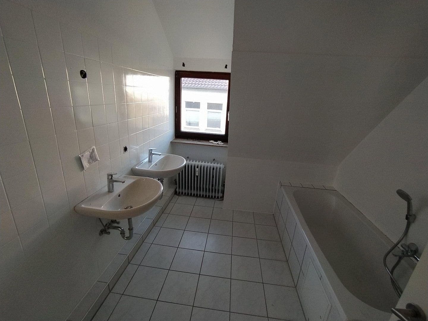 Pronájem bytu 3+1 86 m², Talstraße 7, Villingen-Schwenningen, Bádensko-Württembersko Pronájem bytu 3+1 86 m², Talstraße 7, Villingen-Schwenningen, Bádensko-Württembersko