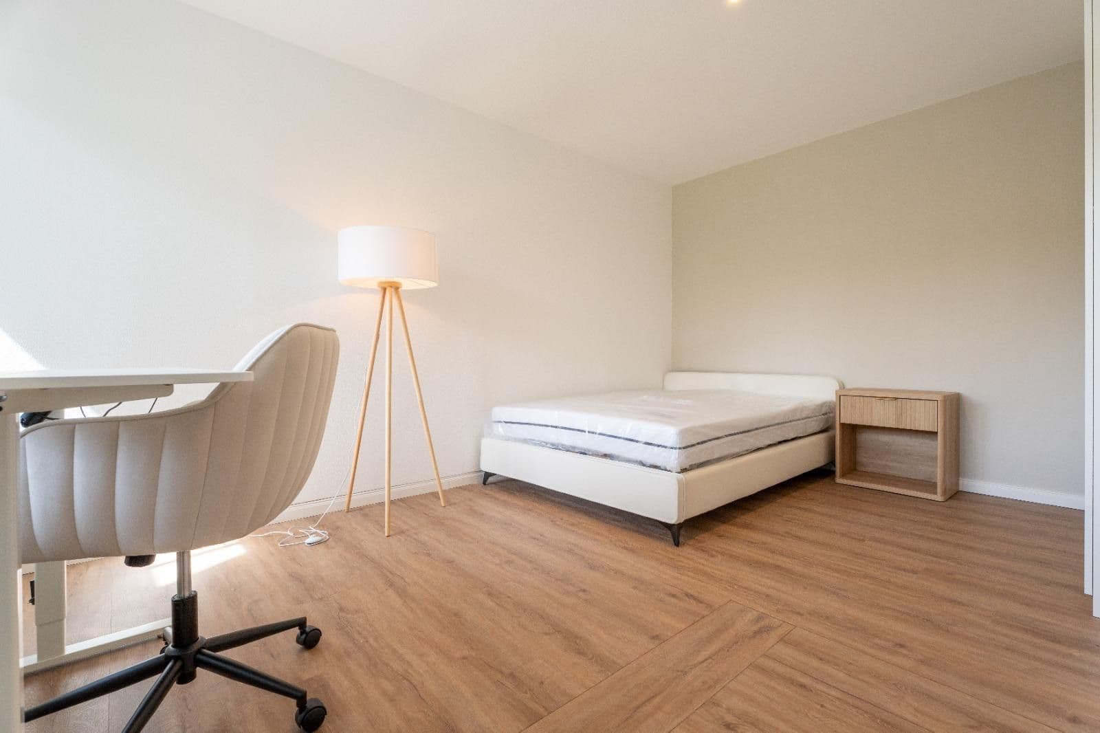 Prodej bytu 4+1 89 m², Münster, Severní Porýní-Vestfálsko Prodej bytu 4+1 89 m², Münster, Severní Porýní-Vestfálsko