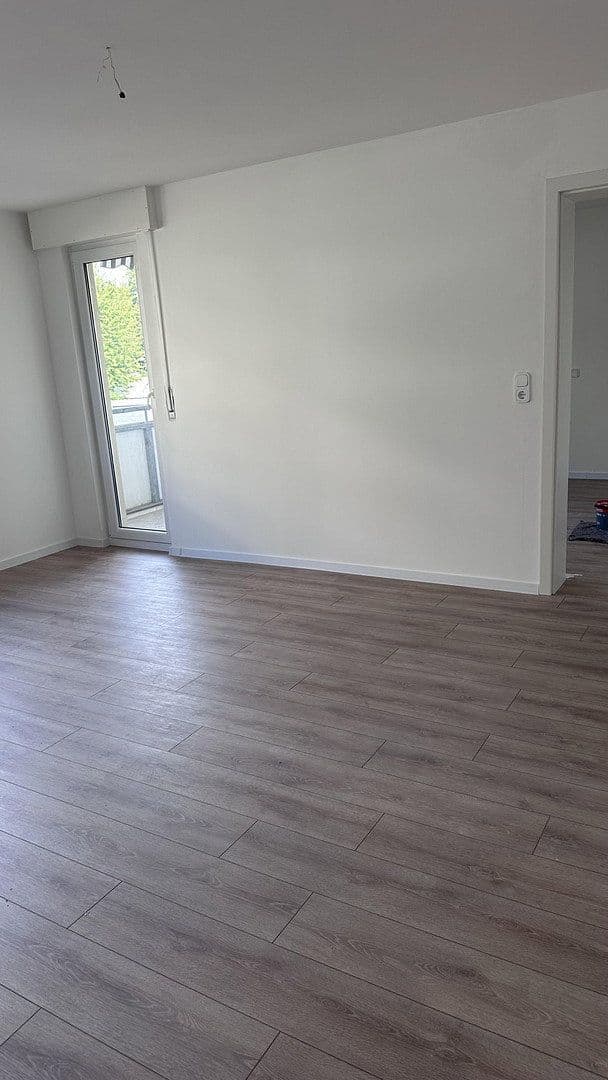 Pronájem bytu 2+1 53 m², Carl-Benz-Straße 10, Rastatt, Bádensko-Württembersko Pronájem bytu 2+1 53 m², Carl-Benz-Straße 10, Rastatt, Bádensko-Württembersko