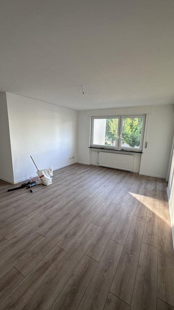 Pronájem bytu 2+1 53 m², Carl-Benz-Straße 10, Rastatt, Bádensko-Württembersko Pronájem bytu 2+1 53 m², Carl-Benz-Straße 10, Rastatt, Bádensko-Württembersko